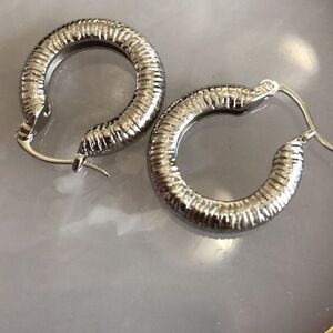 Elegant Silver plated Hoop Earrings new